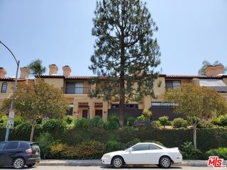 1840 S Marengo Avenue Unit 54