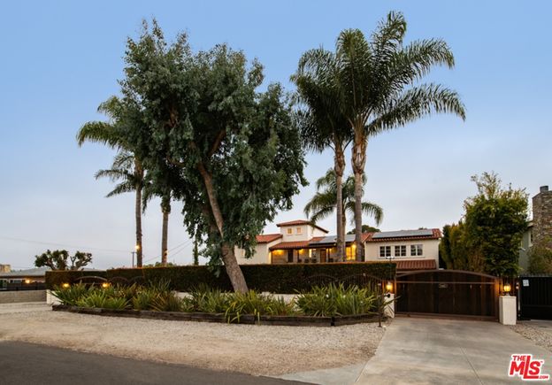 3461 Grand View Boulevard Los Angeles, CA House Sold - Photo 1 of 54. Opens carousel modal