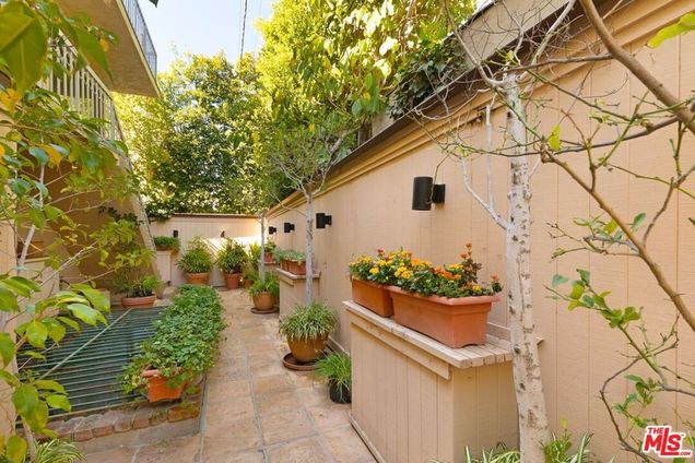 10667 Wilkins Avenue Unit 6 Los Angeles, CA Condo Sold - Photo 1 of 31. Opens carousel modal
