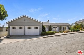 812 Loma Vista Place