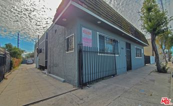 3536 W Slauson Avenue
