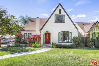 1209 Cottage Grove Avenue