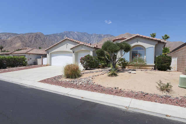 3713 Vista Verde Palm Springs, CA House Active - Photo 1 of 17. Opens carousel modal