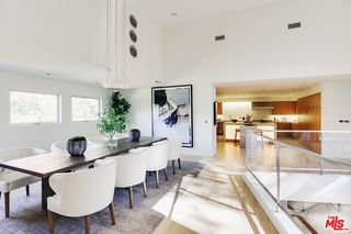 7548 Mulholland Drive