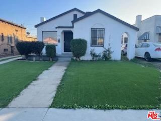 738 E 94th Street