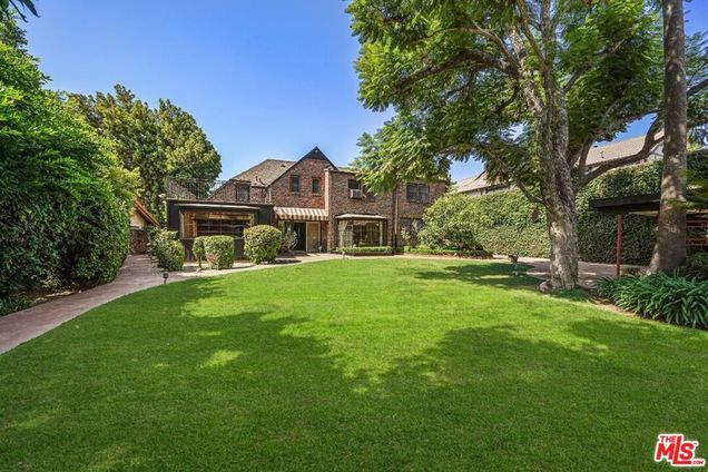 626 N Crescent Dr, Beverly Hills, CA 90210 | Estately 🧡 | MLS# 22197290