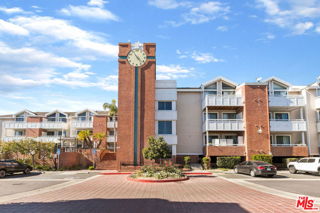 865 S B Street Unit R3 Oxnard, CA Condo Sold - Photo 1 of 22. Opens carousel modal