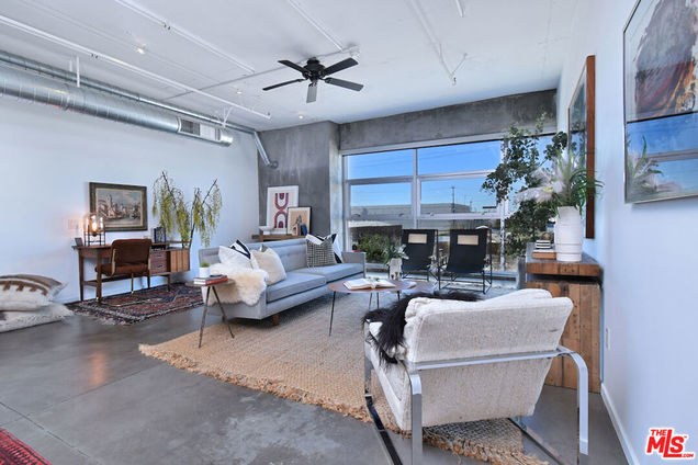 510 S Hewitt Street Unit 305 Los Angeles, CA Condo Sold - Photo 1 of 51. Opens carousel modal
