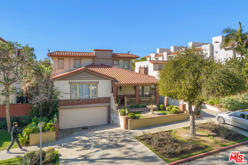 852 17TH ST Unit 0001  