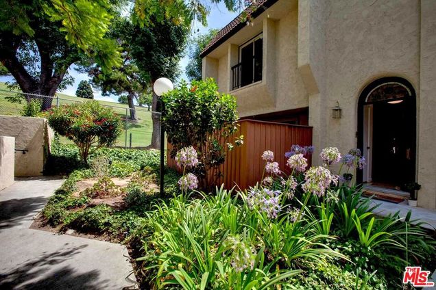 11260 Overland Avenue Unit 25G Culver City, CA Condo Sold - Photo 1 of 24. Opens carousel modal