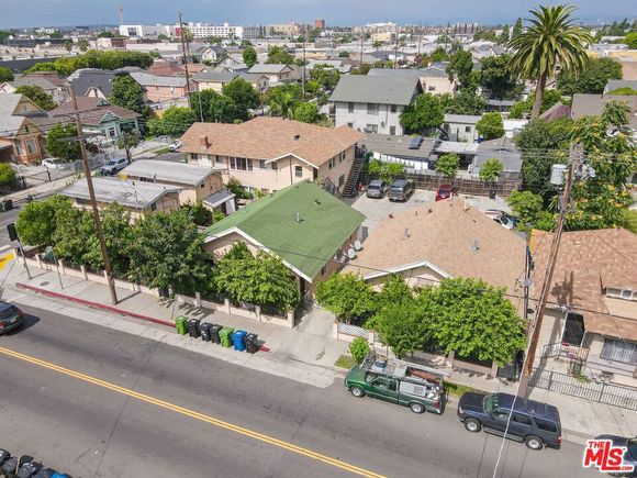 2915 Maple Avenue Los Angeles, CA Multifamily Sold - Photo 1 of 20. Opens carousel modal
