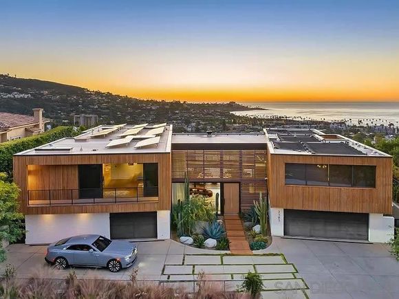 #240024377SD La Jolla, CA House Active - Photo 1 of 37. Opens carousel modal