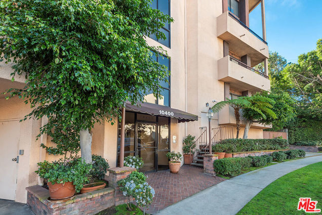 10400 La Grange Avenue Unit 302 Los Angeles, CA Condo Sold - Photo 1 of 10. Opens carousel modal