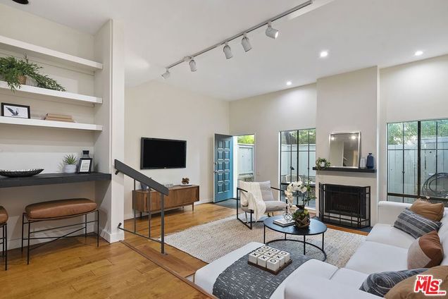 1220 Manning Avenue Unit 4 Los Angeles, CA Condo Sold - Photo 1 of 37. Opens carousel modal