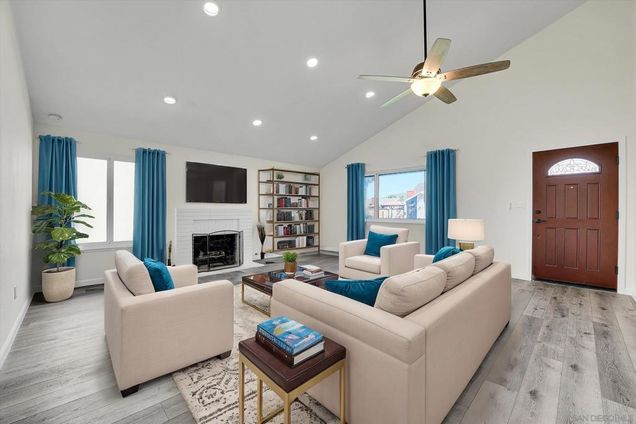 11076 Pegasus Ave