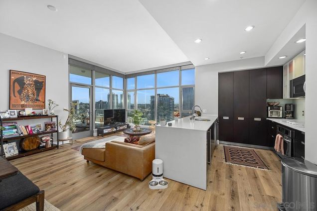 575 6th Ave Unit 1802