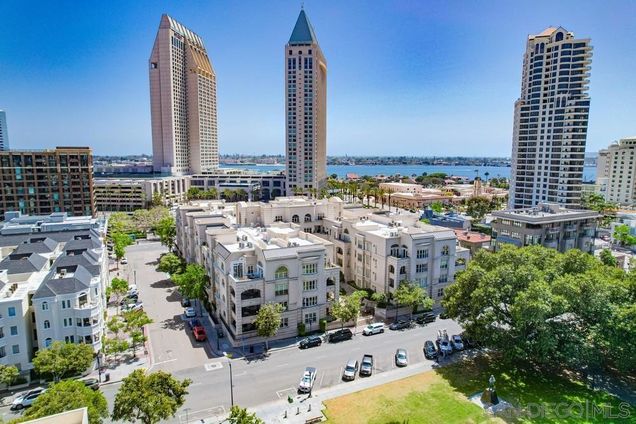 650 Columbia Street Unit 208