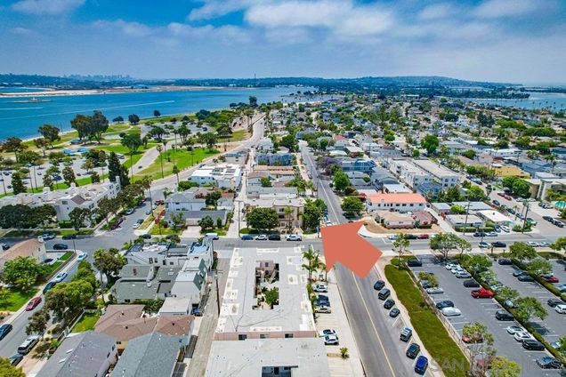 1703 La Playa Ave Unit B