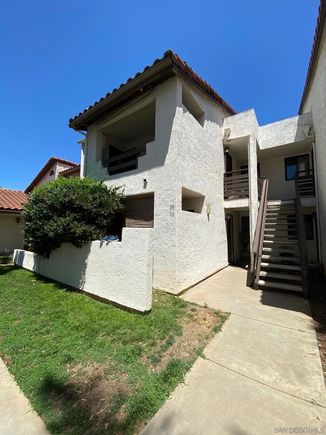 2425 Cranston Dr. Unit 39