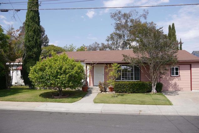 4833 Atlanta Dr.