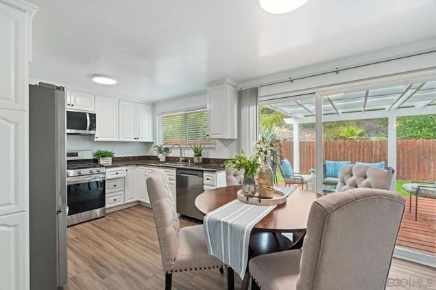 13315 Carriage Road