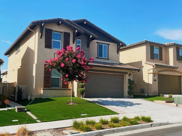 38512 Rosegate Pl Murrieta, CA House Active - Photo 1 of 31. Opens carousel modal