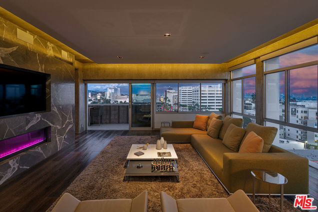 7135 Hollywood Boulevard Unit 802