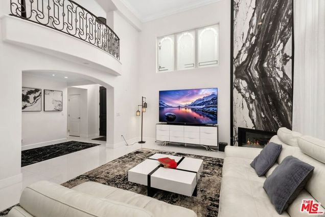 11974 Mayfield Avenue Unit 2 Los Angeles, CA Condo Active - Photo 1 of 28. Opens carousel modal