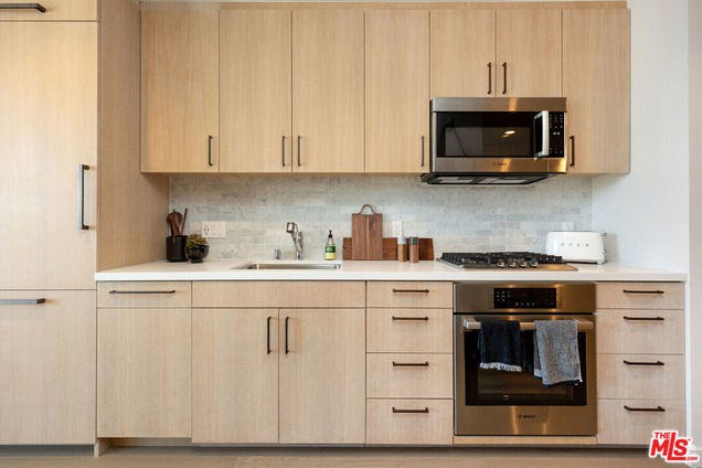 1755 Argyle Avenue Unit 0802 Los Angeles, CA Condo Active - Photo 1 of 28. Opens carousel modal