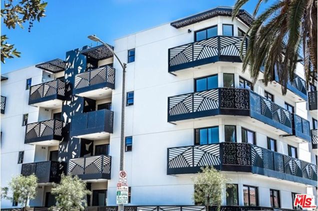 6217 Waring Avenue Unit ph3 Los Angeles, CA Condo Active - Photo 1 of 15. Opens carousel modal