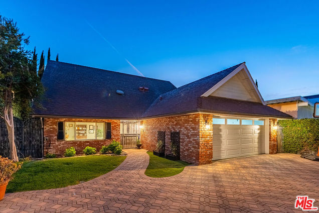 5527 Calhoun Avenue Sherman Oaks, CA House Active - Photo 1 of 68. Opens carousel modal