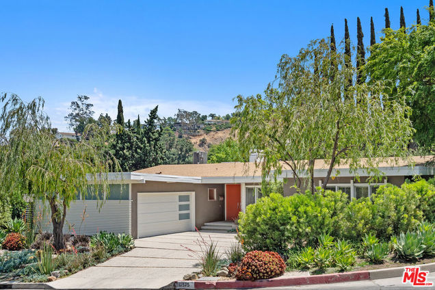 11575 Dona Dorotea Drive Studio City, CA House Pending - Photo 1 of 43. Opens carousel modal