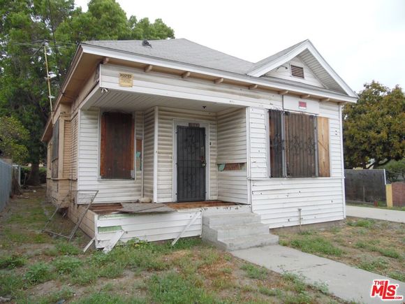 1563 E 108th Street Los Angeles, CA House Active - Photo 1 of 49. Opens carousel modal