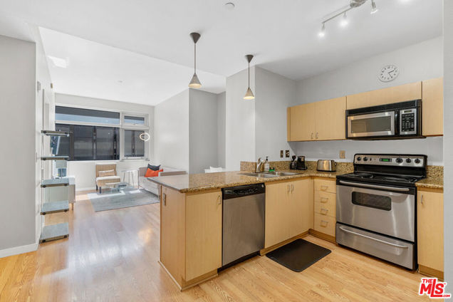 630 W 6th Street Unit 613 Los Angeles, CA Condo Active - Photo 1 of 13. Opens carousel modal