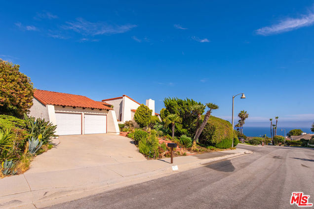 3636 Malibu Country Drive Malibu, CA House Active - Photo 1 of 53. Opens carousel modal