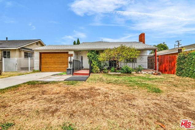1043 E 66th Street Inglewood, CA House Active - Photo 1 of 30. Opens carousel modal