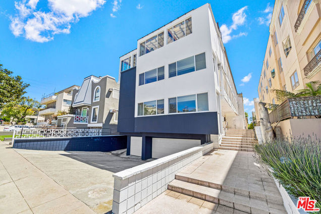 11912 Gorham Avenue Unit 2