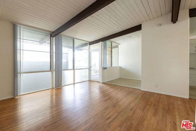 11133 Rose Avenue Unit 20 Los Angeles, CA Apartment Active - Photo 1 of 12. Opens carousel modal