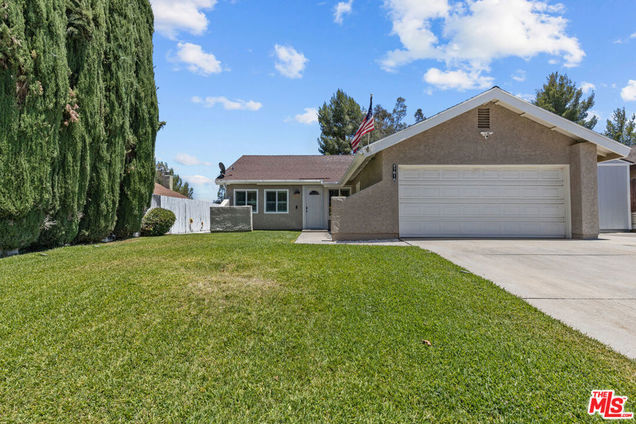 27616 Maple Ridge Circle
