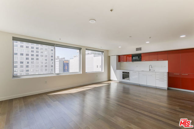 901 S Flower Street Unit 713 Los Angeles, CA Condo Active - Photo 1 of 31. Opens carousel modal
