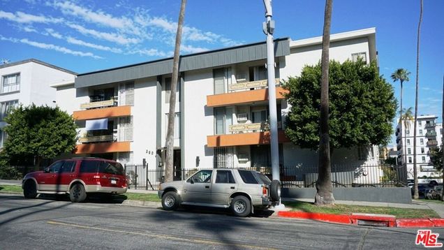 360 S Kenmore Avenue Unit 209