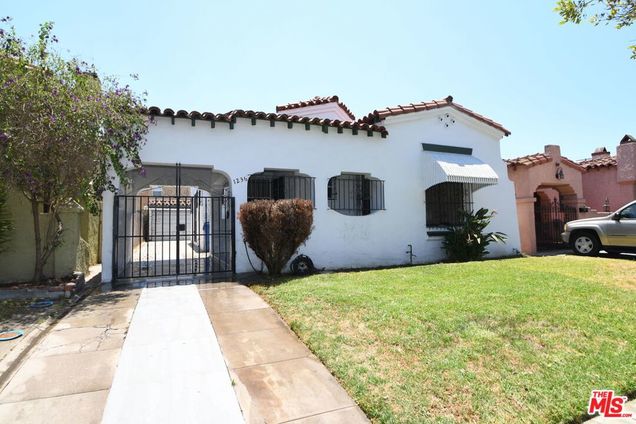 1236 W 81st Place