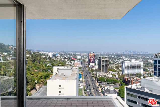 9255 Doheny Road Unit 1606