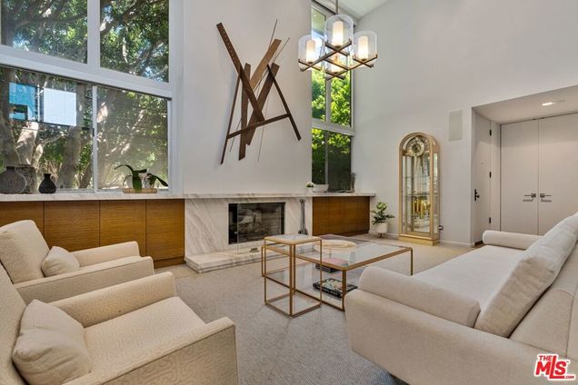 1730 California Avenue Unit 4