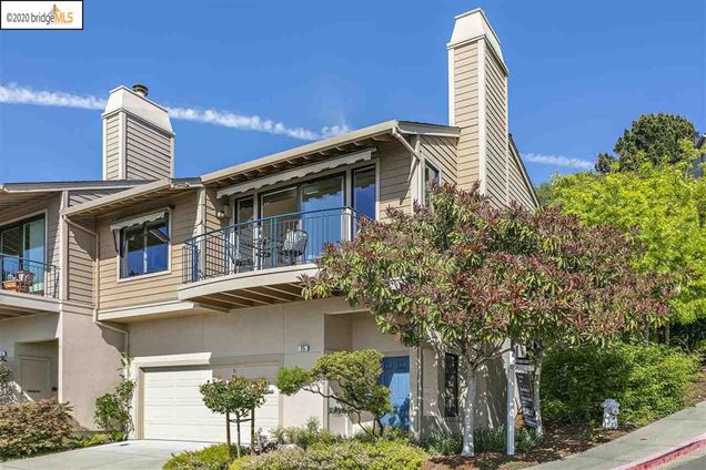 25 Captains Cv Oakland, CA Townhouse Sold - Photo 1 of 39. Opens carousel modal