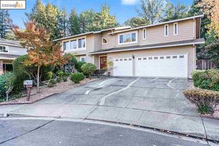 28 Cobblestone Ct