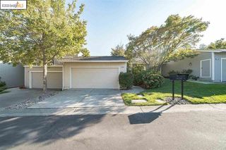 1088 Camino Verde Cir