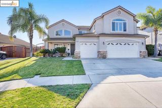 5132 Stratford Dr