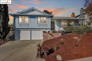 4558 4558 Fieldcrest Drive