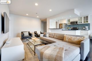 389 Belmont St Unit 304